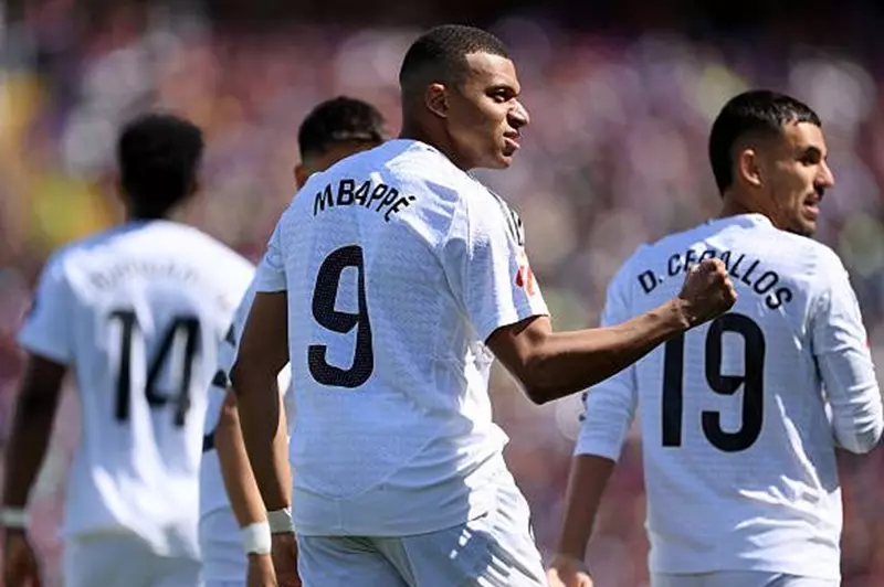 صباح أوروبي: كوناتي يفاجئ ليفربول، موقف مبابي، ورد الخليفي على بايرن. صباح أوروبي: كوناتي يفاجئ ليفربول، موقف مبابي، ورد الخليفي على بايرن.