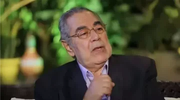 صبري عبد المنعم يغادر المستشفى متوجهاً إلى منزله بعد تحسن صحته