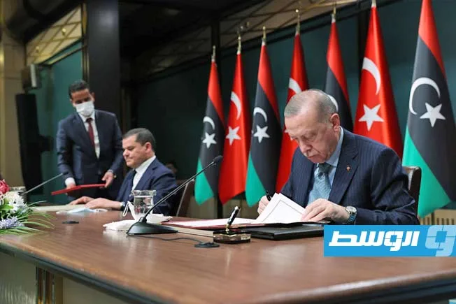 صحيفة يونانية: البرلمان يناقش الموافقة على اتفاقية بحرية مع تركيا