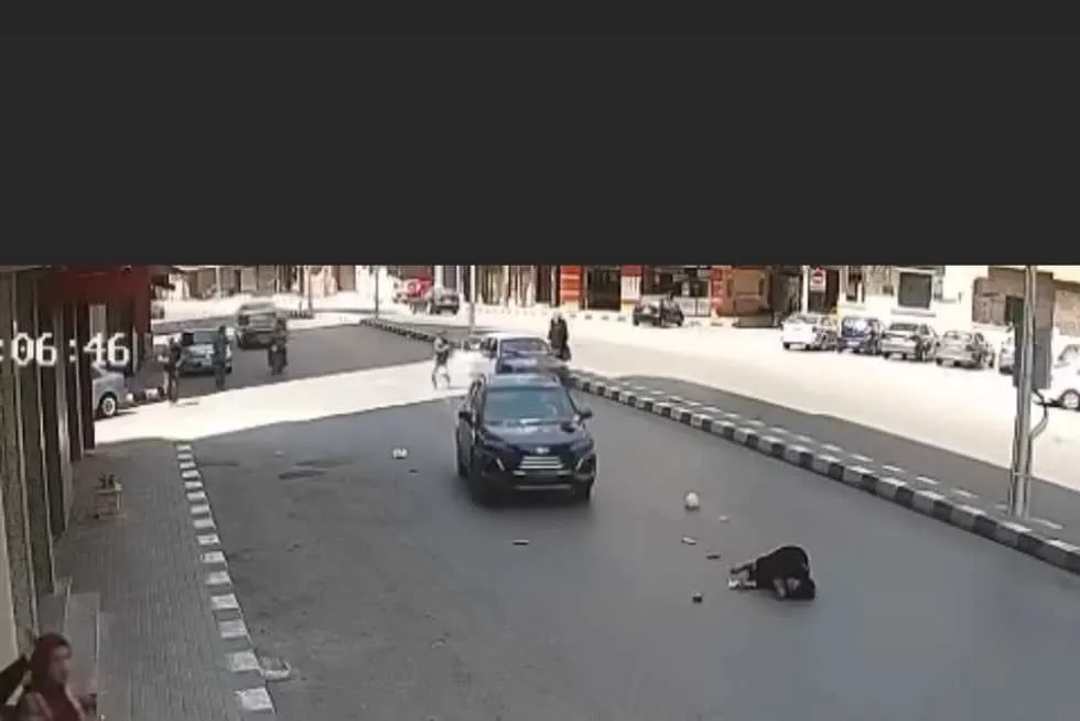 «صدمها وهرب».. معلومات جديدة حول حادثة دهس «طالب العلوم» لامرأة مسنّة في الغربية «صدمها وهرب».. معلومات جديدة حول حادثة دهس «طالب العلوم» لامرأة مسنّة في الغربية