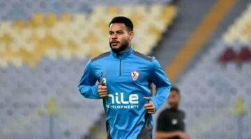 صراع بين دونجا ووائل القباني في مباراة الزمالك وبيراميدز بنهائي الكأس