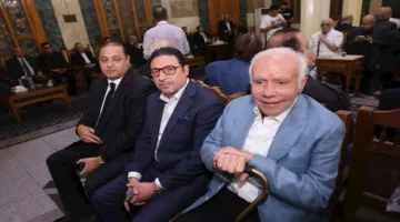 صلاح دياب يعزي عائلة الصحفي محمد عبدالمنعم