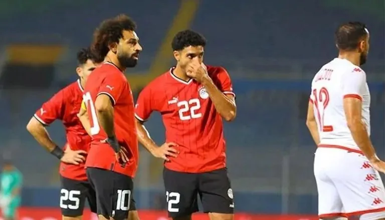 صلاح ومرموش يتنافسان على جائزة أفضل أداء فردي في الدوري الإنجليزي ضمن قائمة مميزة