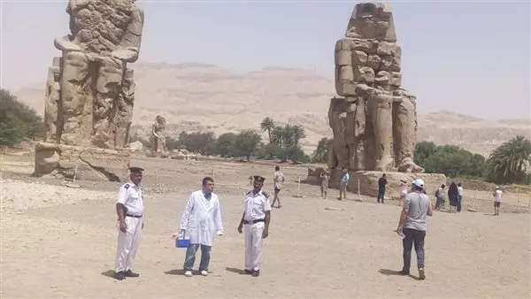صور: “العيادة البيطرية في الأقصر تحصن الكلاب الضالة بالقرب من تمثالي ممنون في البر الغربي” صور: “العيادة البيطرية في الأقصر تحصن الكلاب الضالة بالقرب من تمثالي ممنون في البر الغربي”