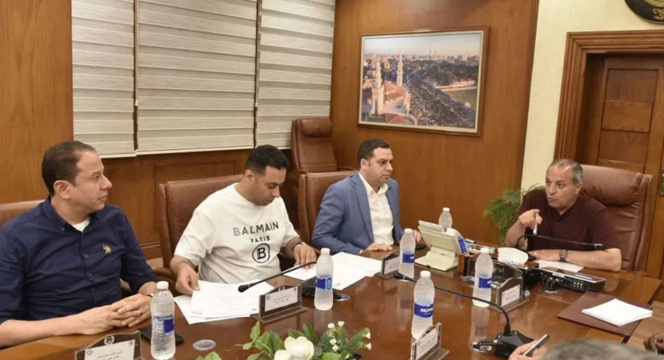محافظ بورسعيد يتناول الخطوات العملية لتحسين نظام الصرف الصحي ومشاريع أخرى محافظ بورسعيد يتناول الخطوات العملية لتحسين نظام الصرف الصحي ومشاريع أخرى