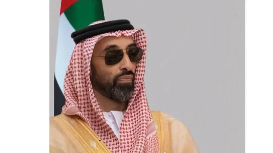 طحنون بن زايد: أهنئ القيادة والشعب الإماراتي بمناسبة عيد الأضحى