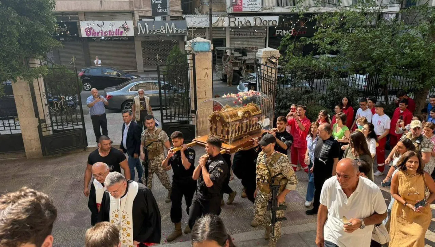 طرابلس تحتفي بوصول رفات القديسة تريزيا الطفل يسوع (صور) طرابلس تحتفي بوصول رفات القديسة تريزيا الطفل يسوع (صور)