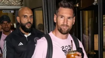 طلب غير تقليدي: حارس ميسي يرفض رفع شعار الأهلي (فيديو)