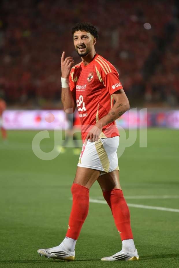 طلب مفاجئ من محمد شريف للموافقة على العودة إلى النادي الأهلي طلب مفاجئ من محمد شريف للموافقة على العودة إلى النادي الأهلي