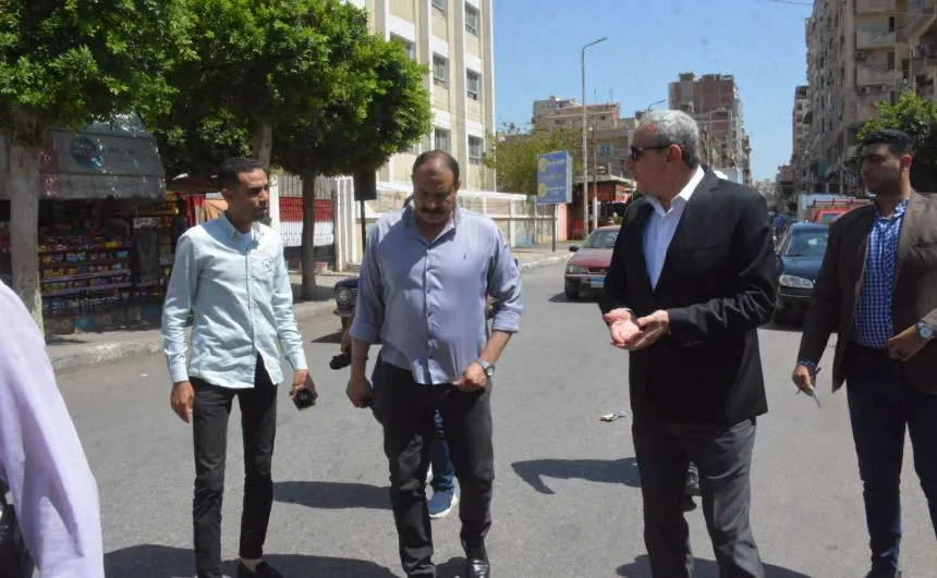 استعداداً لامتحانات الثانوية العامة: محافظ الغربية يزور لجان الامتحان في طنطا ويؤكد على عدم التساهل في هذه المرحلة الحساسة