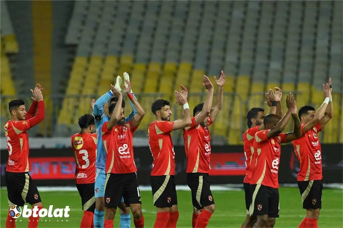 عاجل | الأهلي يعلن قائمة لاعبيه المشاركة في كأس العالم للأندية 2025، أبرزهم زيزو عاجل | الأهلي يعلن قائمة لاعبيه المشاركة في كأس العالم للأندية 2025، أبرزهم زيزو