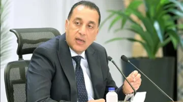 عاجل | رئيس الوزراء يشرع في جولة تفقدية لمتابعة تجهيزات البنية التحتية لاستيراد الغاز الطبيعي في منطقة السخنة