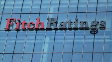 عاجل.. وكالة فيتش تعدل توقعاتها لمصر من مستقرة إلى إيجابية