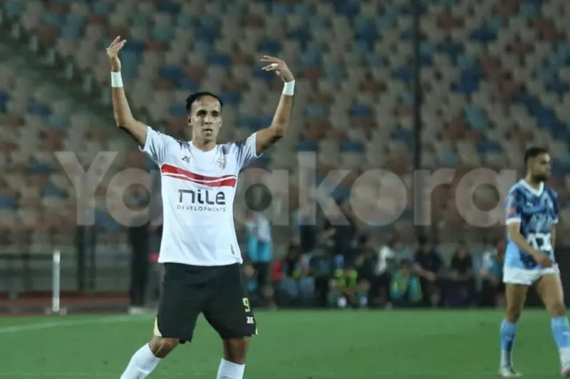 عاد بعد غياب.. ناصر منسي “البطل الأول” في ليالي إنقاذ الزمالك (فيديو)