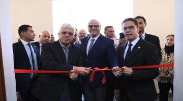 “عاشور” و”عطية” يطلقان مجموعة من المشاريع التعليمية في جامعة بنها