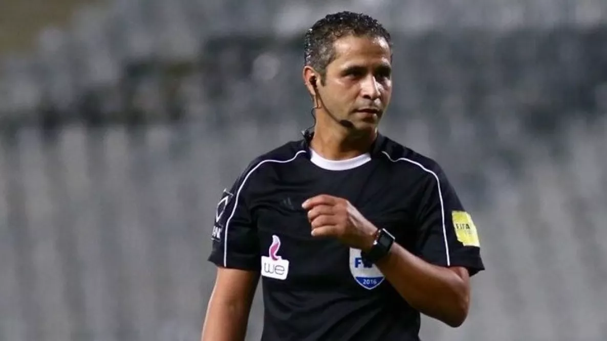 عاشور ينضم إلى طاقم التحكيم لمباراة إنتر ميلان وفلومينيسي في كأس العالم للأندية عاشور ينضم إلى طاقم التحكيم لمباراة إنتر ميلان وفلومينيسي في كأس العالم للأندية