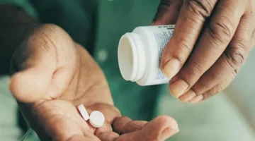 عامل توصيل يضع حداً لحياته بتناول حبة الغلة في الوادي الجديد