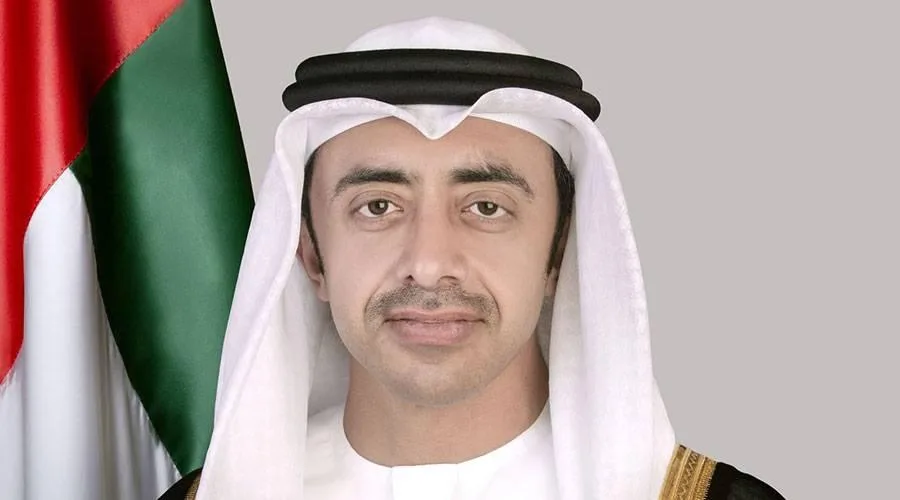 عبدالله بن زايد يتواصل هاتفياً مع وزراء خارجية لمناقشة المستجدات الإقليمية الحالية. عبدالله بن زايد يتواصل هاتفياً مع وزراء خارجية لمناقشة المستجدات الإقليمية الحالية.