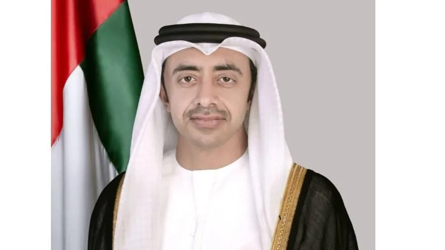 عبدالله بن زايد ينهي رحلة عمل في الولايات المتحدة