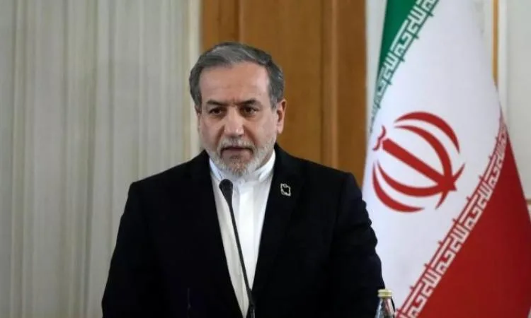 عراقجي: تماسك الشعب الإيراني في أوجه والقوات المسلحة تعمل بكفاءة عالية عراقجي: تماسك الشعب الإيراني في أوجه والقوات المسلحة تعمل بكفاءة عالية