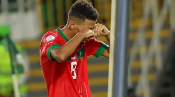 عز الدين أوناحي يوافق على الانتقال إلى الدوري الإنجليزي الممتاز