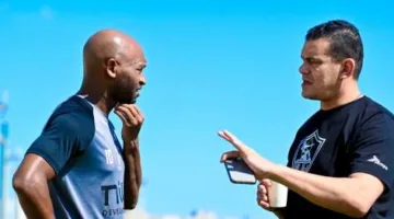 عضو في لجنة التخطيط بنادي الزمالك يطالب عبدالواحد السيد بإعادة 8 مليون جنيه! – عاجل