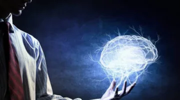 عقلك يحتوي على “مصباح” .. إشعاع غير معتاد يخرج من الدماغ في هذه اللحظة