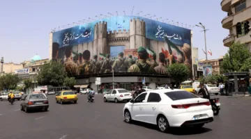 عقوبات صارمة وهجمات باهظة: الاقتصاد الإيراني في دائرة الخطر