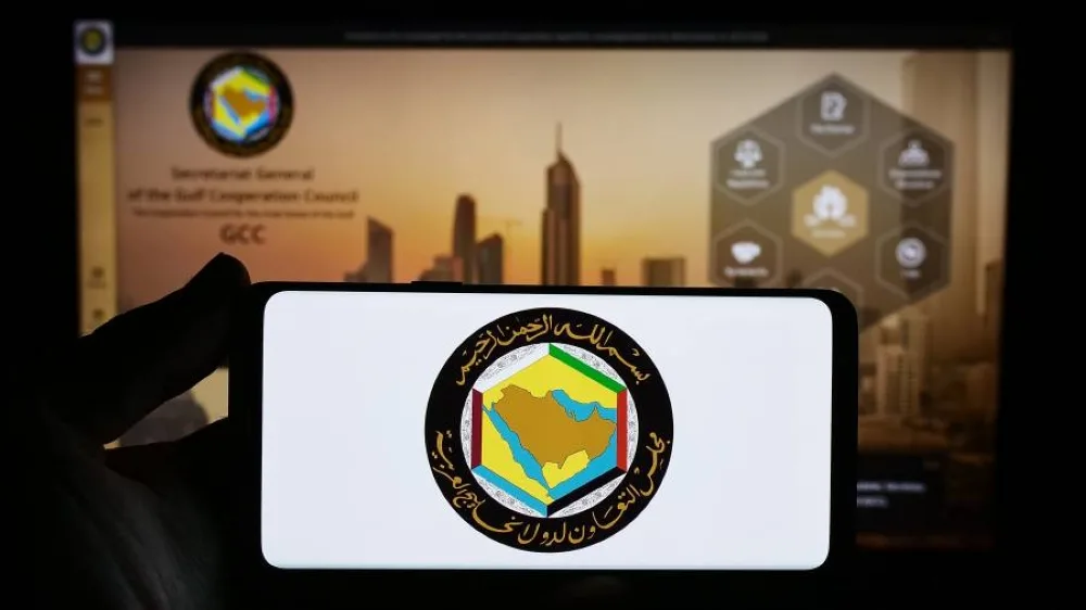 على الرغم من التوترات السياسية… البنك الدولي يتنبأ بنمو 3.2% في دول الخليج بحلول 2025.