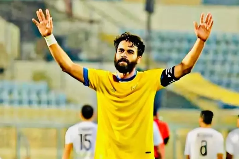 عماد حمدي: لم أدخر جهدًا أو تعبًا خلال مسيرتي مع الإسماعيلي التي استمرت 10 سنوات عماد حمدي: لم أدخر جهدًا أو تعبًا خلال مسيرتي مع الإسماعيلي التي استمرت 10 سنوات