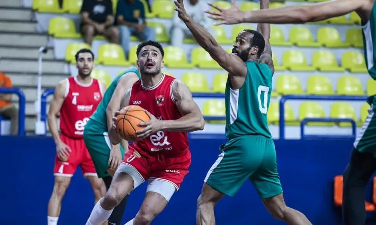 عمرو زهران بعد الفوز بلقب دوري السوبر لكرة السلة: أحرزنا البطولة الأكثر قوة هذا الموسم. عمرو زهران بعد الفوز بلقب دوري السوبر لكرة السلة: أحرزنا البطولة الأكثر قوة هذا الموسم.