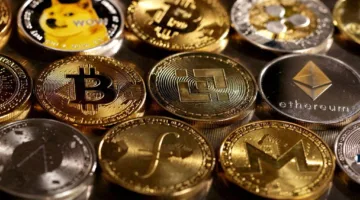 عملة البيتكوين الرقمية تصل إلى 105 آلاف دولار بزيادة قدرها 1.2%