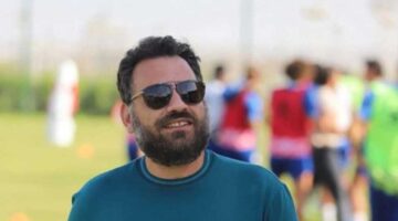 عنوان جديد: الزمالك يلتقي بجون إدوارد لمراجعة خطة العمل وتحديد موعد إعلان تعيينه.