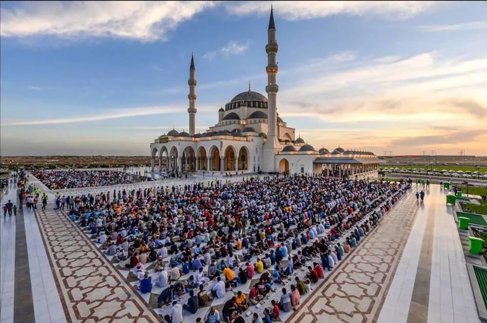 عيد الأضحى: كيفية أداء الصلاة وما يجب فعله عند نسيان التكبيرات؟ عيد الأضحى: كيفية أداء الصلاة وما يجب فعله عند نسيان التكبيرات؟