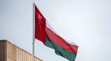 عُمان أول دولة في الخليج تفرض ضريبة على دخول الأفراد