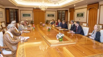 عُمان تعزز جهودها الدبلوماسية لاحتواء التوترات الإقليمية