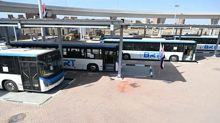 غدًا.. بدء تشغيل الأتوبيس الترددي على الطريق الدائري.. حل ذكي ينظم حركة الميكروباصات. غدًا.. بدء تشغيل الأتوبيس الترددي على الطريق الدائري.. حل ذكي ينظم حركة الميكروباصات.