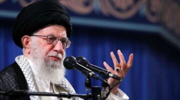 كلمات خامنئي بالعربية: لن نتفاوض مع الصهاينة وعليكم التعامل بقوة ضد الكيان.