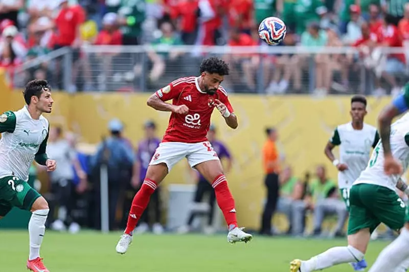 غياب عطية والبلايلي: 11 لاعبًا خارج مباريات الحسم في كأس العالم غياب عطية والبلايلي: 11 لاعبًا خارج مباريات الحسم في كأس العالم