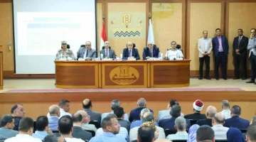 محافظ كفر الشيخ: تيسير إجراءات تنظيم الأراضي لتسهيل الأمور على المواطنين