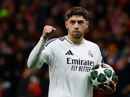 فالفيردي: خيبت آمال جماهير ريال مدريد.. وأرغب في تعويض ذلك أمام باتشوكا فالفيردي: خيبت آمال جماهير ريال مدريد.. وأرغب في تعويض ذلك أمام باتشوكا