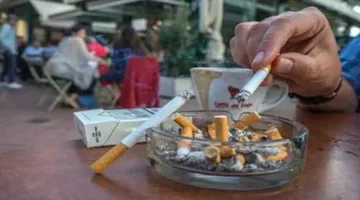 فرنسا تمنع التدخين في المتنزهات والشواطئ والمناطق المحيطة بالمدارس