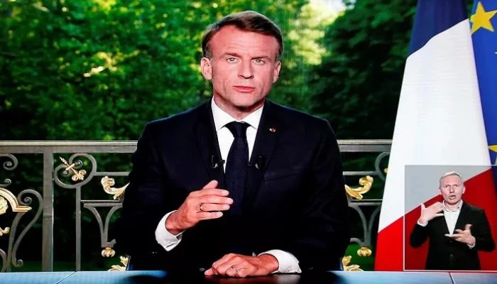 فرنسا في مواجهة تحديات 2024 وتهديدات جديدة.. كوابيس الحل تُشير إلى انتخابات رئاسية مبكرة فرنسا في مواجهة تحديات 2024 وتهديدات جديدة.. كوابيس الحل تُشير إلى انتخابات رئاسية مبكرة