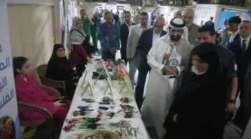 منتجات فلسطينية على متن سفينة الفارس الشهم: معرض رمزي يبرز قوة المرأة في ميناء العريش