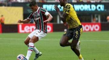 فلوميننسي ودورتموند يبدآن الجولة السادسة بالتعادل
