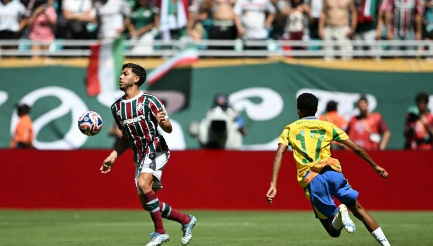 فلومينينسي يتأهل إلى نصف نهائي كأس العالم للأندية بالتعادل مع صن داونز فلومينينسي يتأهل إلى نصف نهائي كأس العالم للأندية بالتعادل مع صن داونز