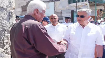 في بادرة إنسانية، محافظ الإسكندرية يلبي طلب أحد ذوي الاحتياجات الخاصة – صور