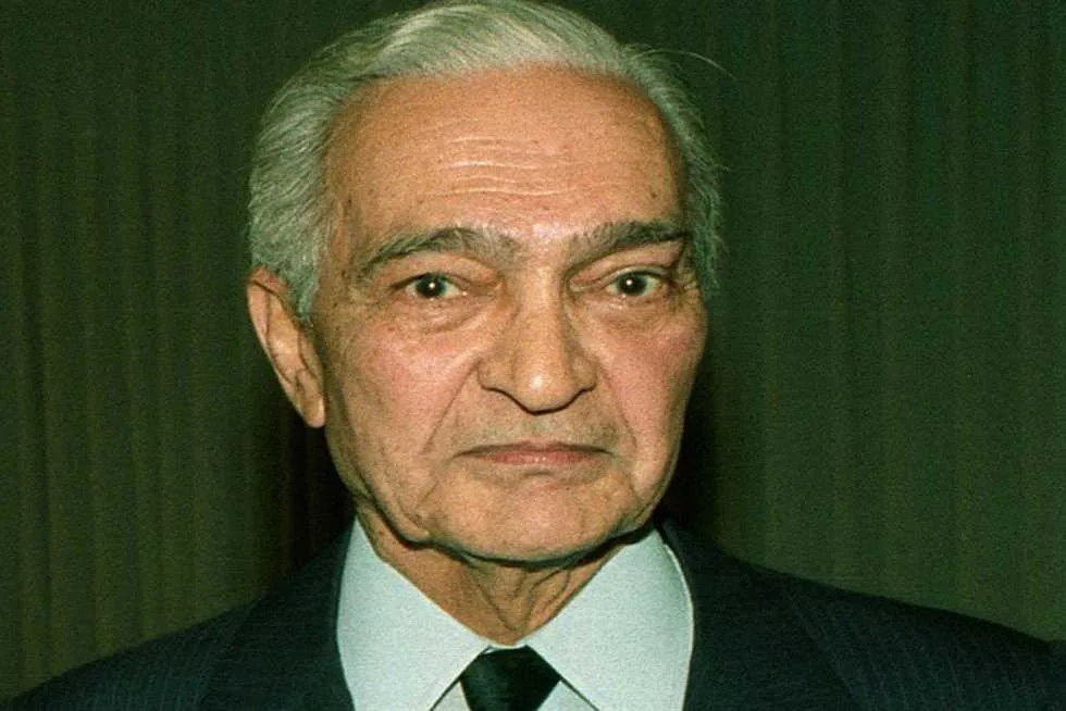 «في مثل هذا اليوم» 7 يونيو 2008.. رحيل الدكتور مصطفى خليل، رئيس الوزراء السابق «في مثل هذا اليوم» 7 يونيو 2008.. رحيل الدكتور مصطفى خليل، رئيس الوزراء السابق