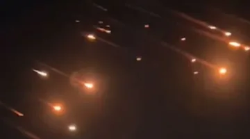فيديو: صواريخ إيرانية تضيء سماء لبنان