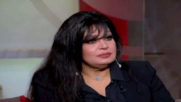 فيفي عبده تعزي في وفاة الفنانة سميحة أيوب وتناشد الجمهور: “يرجى الدعاء لها” فيفي عبده تعزي في وفاة الفنانة سميحة أيوب وتناشد الجمهور: “يرجى الدعاء لها”